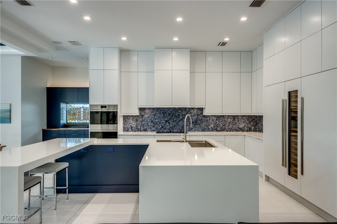 Cape Coral, Florida, 33904, United States, 5 Bedrooms Bedrooms, ,6 BathroomsBathrooms,Residential,For Sale,1979018