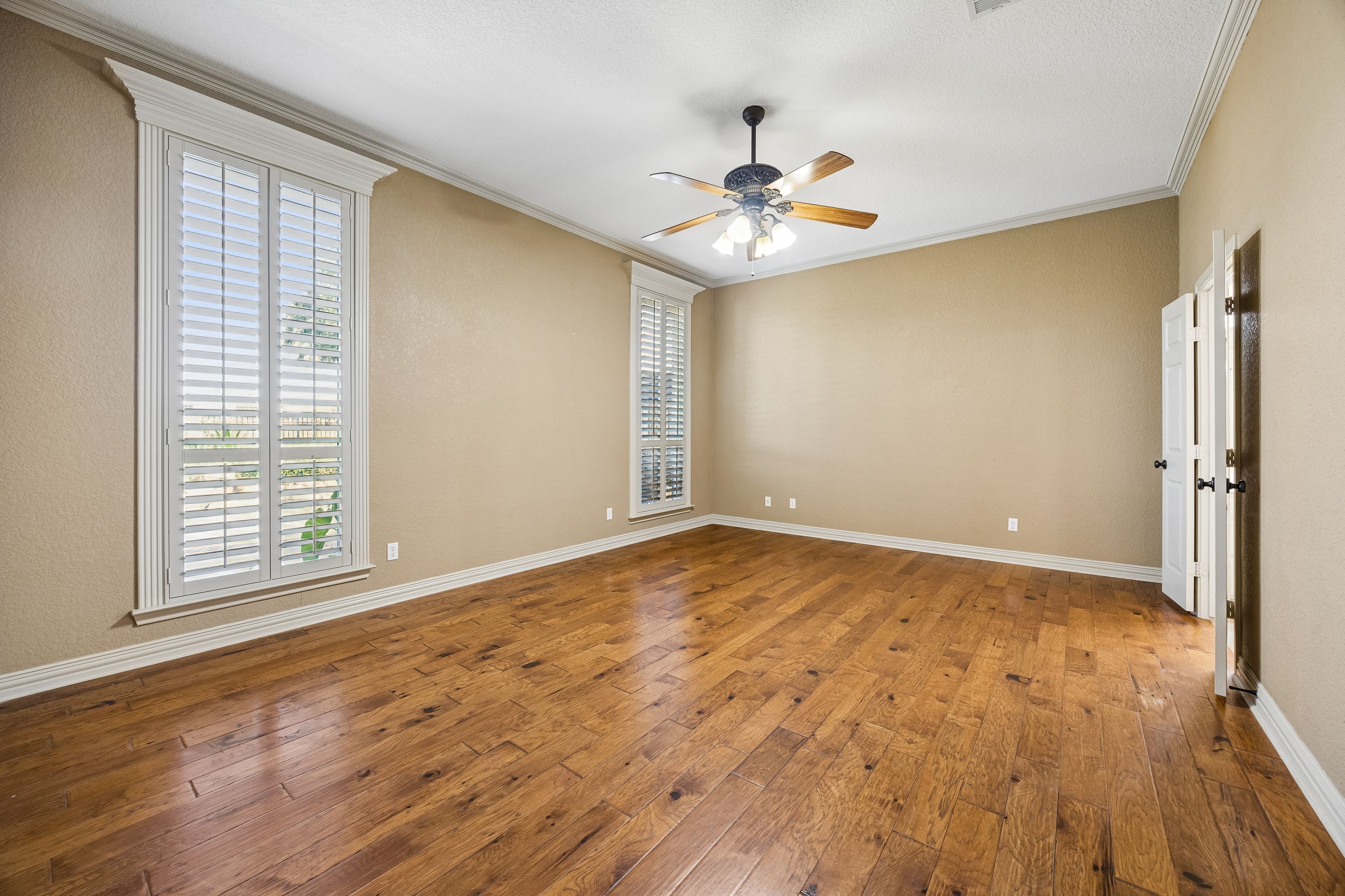  837 Thomas Crossing Drive, Fort Worth, TX, 76028 - 物件實景