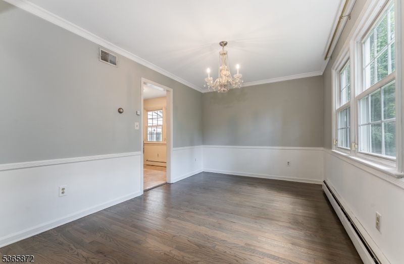 Bridgewater Twp., New Jersey, 08807, United States, 4 Bedrooms Bedrooms, ,3 BathroomsBathrooms,Residential,For Sale,1867393