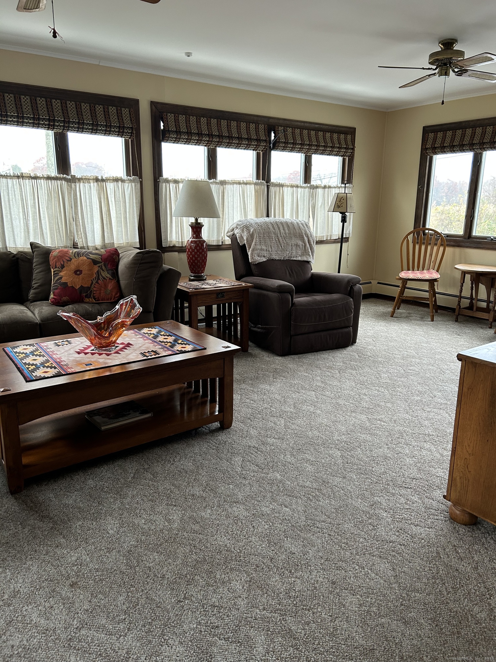 Milford, Connecticut, 06460, United States, 3 Bedrooms Bedrooms, ,2 BathroomsBathrooms,Residential,For Sale,1997476