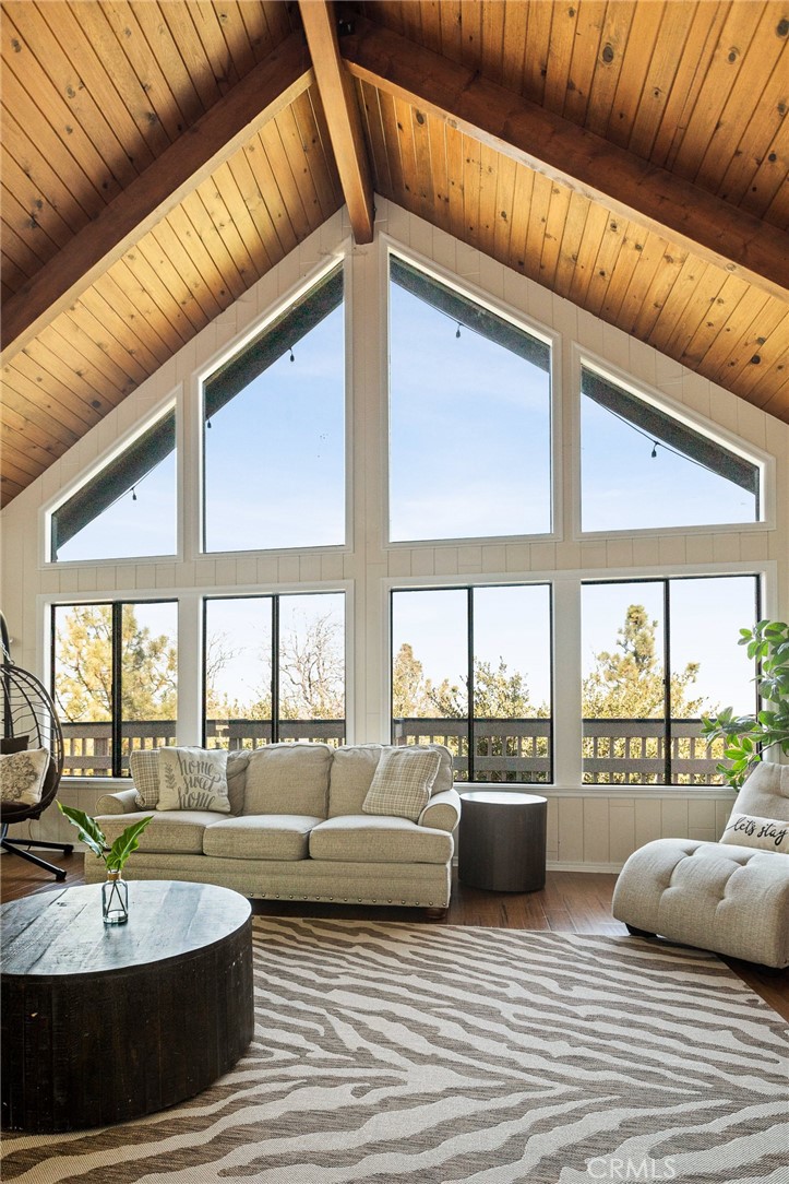 Lake Arrowhead, California, 92352, United States, 6 Bedrooms Bedrooms, ,5 BathroomsBathrooms,Residential,For Sale,1950962