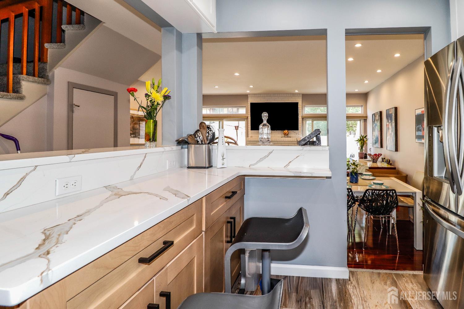 Sayreville, New Jersey, 08859, United States, 2 Bedrooms Bedrooms, ,3 BathroomsBathrooms,Residential,For Sale,1963206