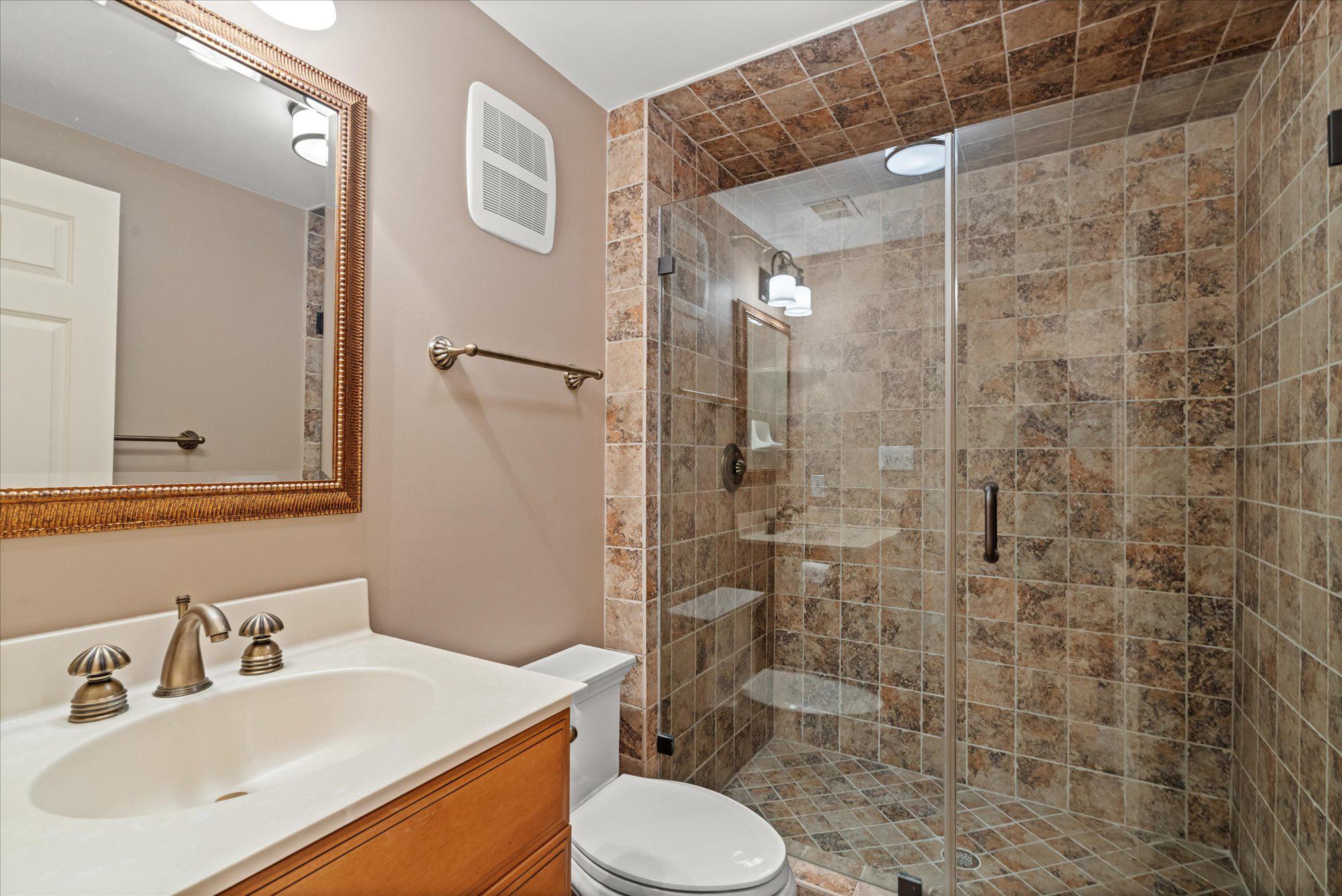  6704 Honesty Drive, Bethesda, MD, 20817 - 物件實景