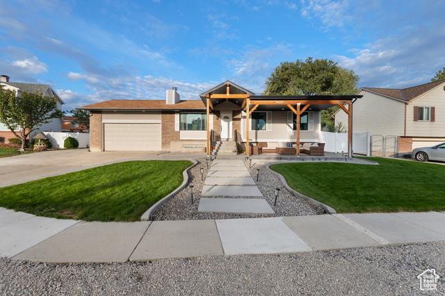 Riverton, Utah, 84065, United States, 6 Bedrooms Bedrooms, ,2 BathroomsBathrooms,Residential,For Sale,1982164