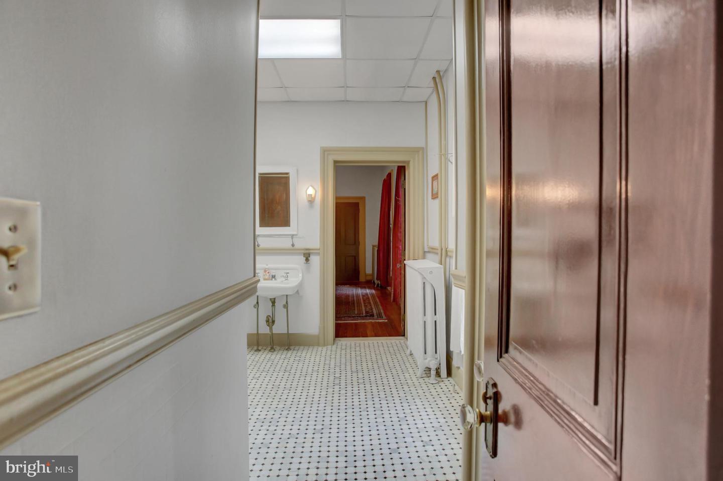 144 W Main Street, Waynesboro, Pennsylvania, 17268, United States, 7 Bedrooms Bedrooms, ,4 BathroomsBathrooms,Residential,For Sale,144 W Main Street,1662574