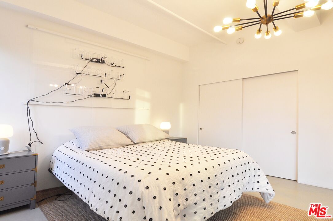 Los Angeles, California, 90014, United States, 1 Bedroom Bedrooms, ,1 BathroomBathrooms,Residential,For Sale,1777203
