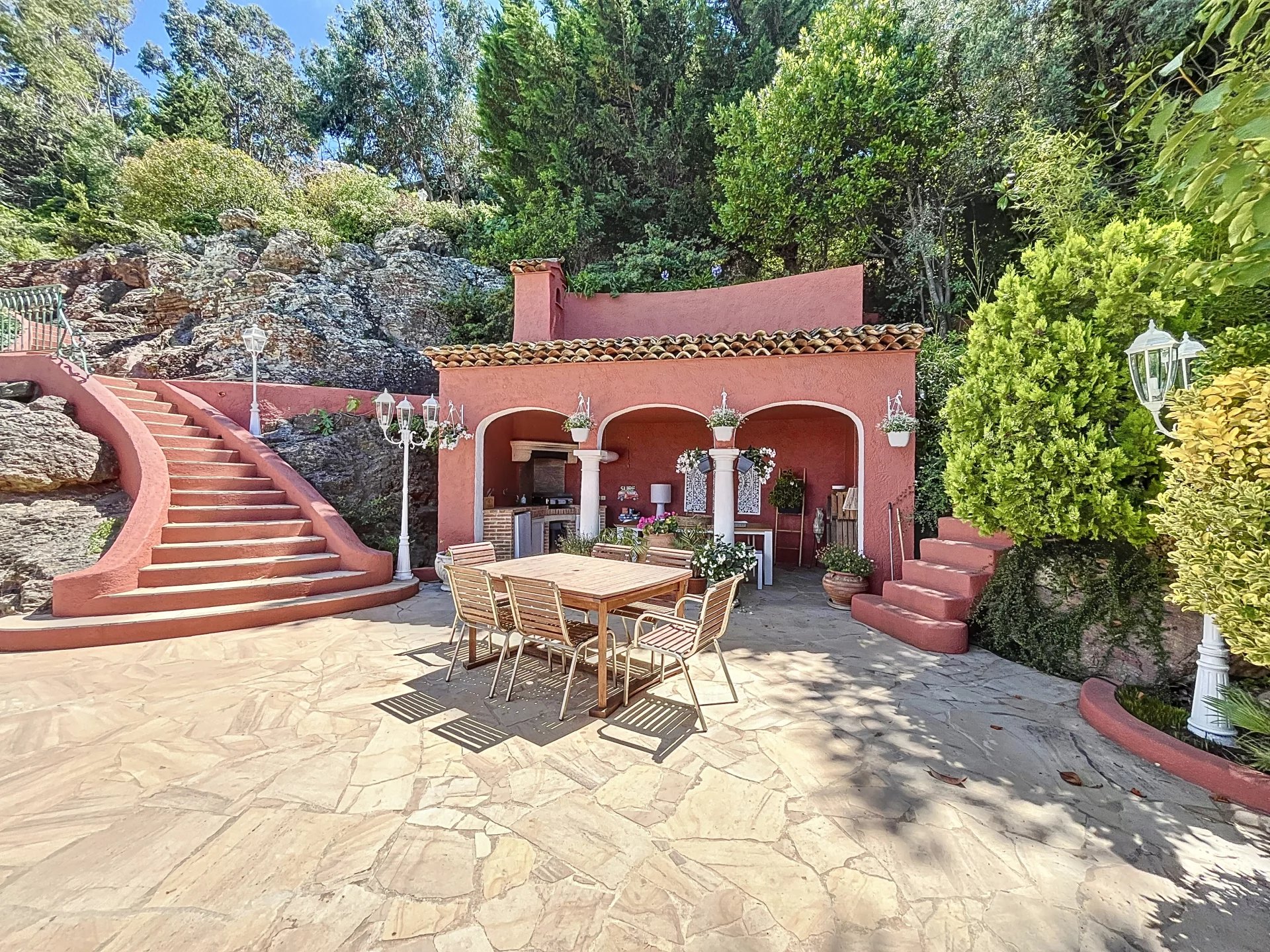 Théoule-sur-Mer, Provence-Alpes-Côte d?Azur, 06590, FR, 4 Bedrooms Bedrooms, ,3 BathroomsBathrooms,Residential,For Sale,1669278