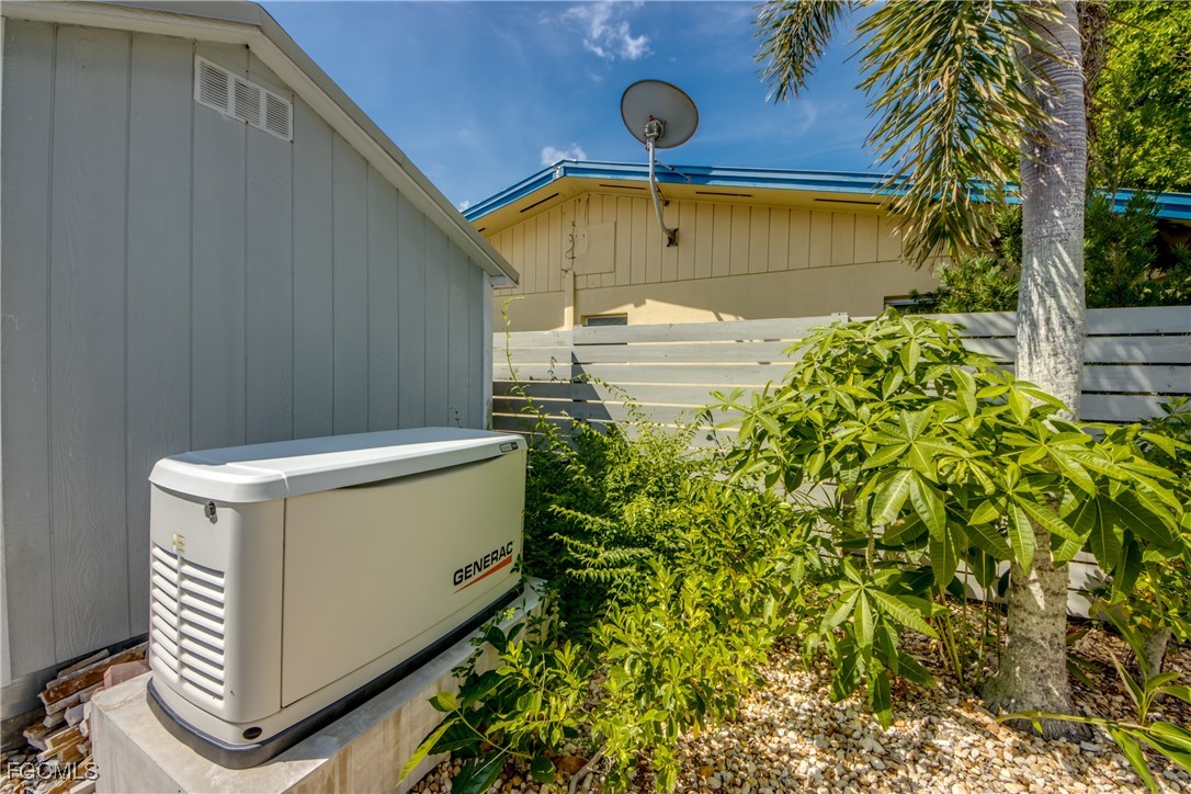 Matlacha, Florida, 33993, United States, 3 Bedrooms Bedrooms, ,2 BathroomsBathrooms,Residential,For Sale,1974777