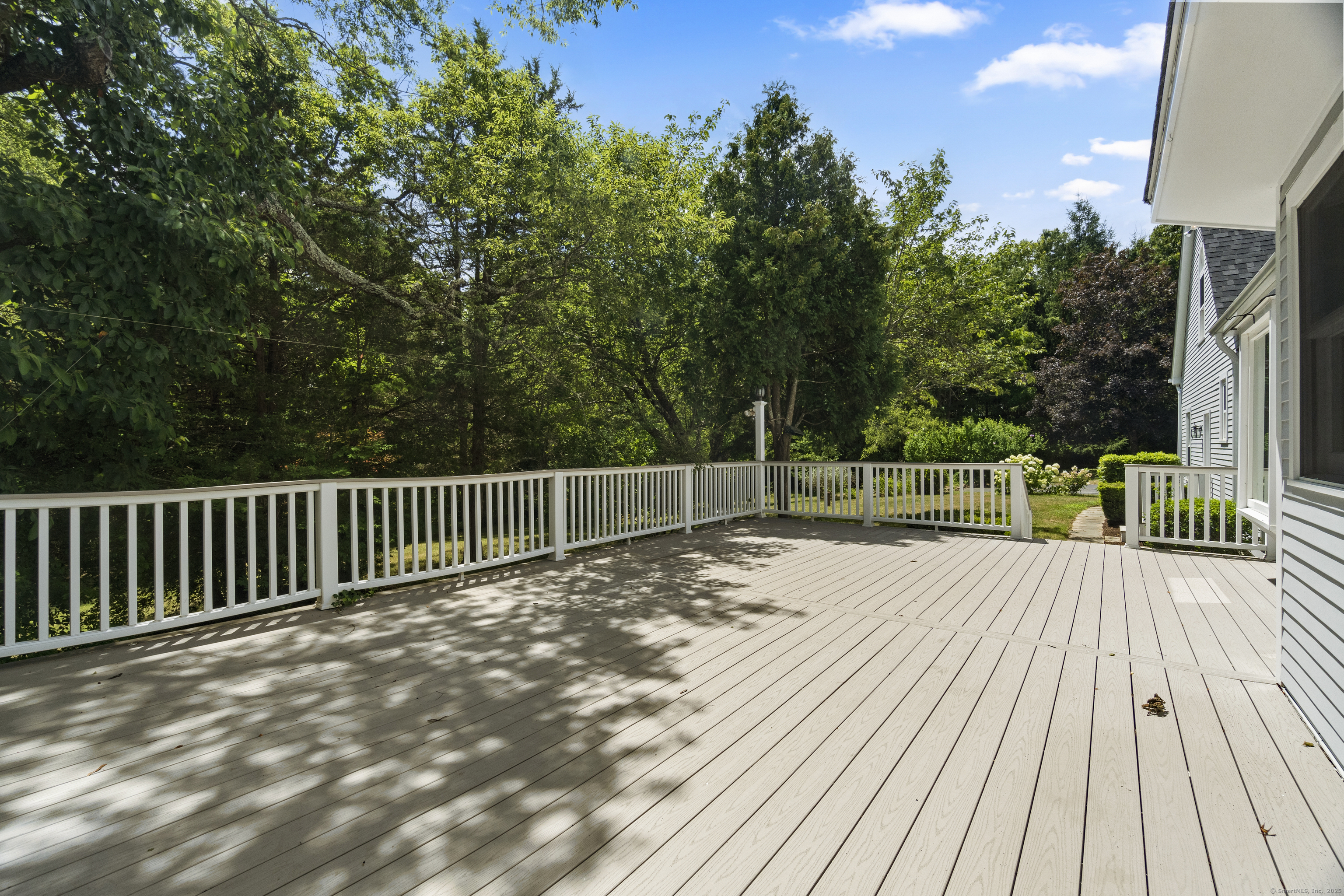 Old Lyme, Connecticut, 06371, United States, 4 Bedrooms Bedrooms, ,5 BathroomsBathrooms,Residential,For Sale,1987978