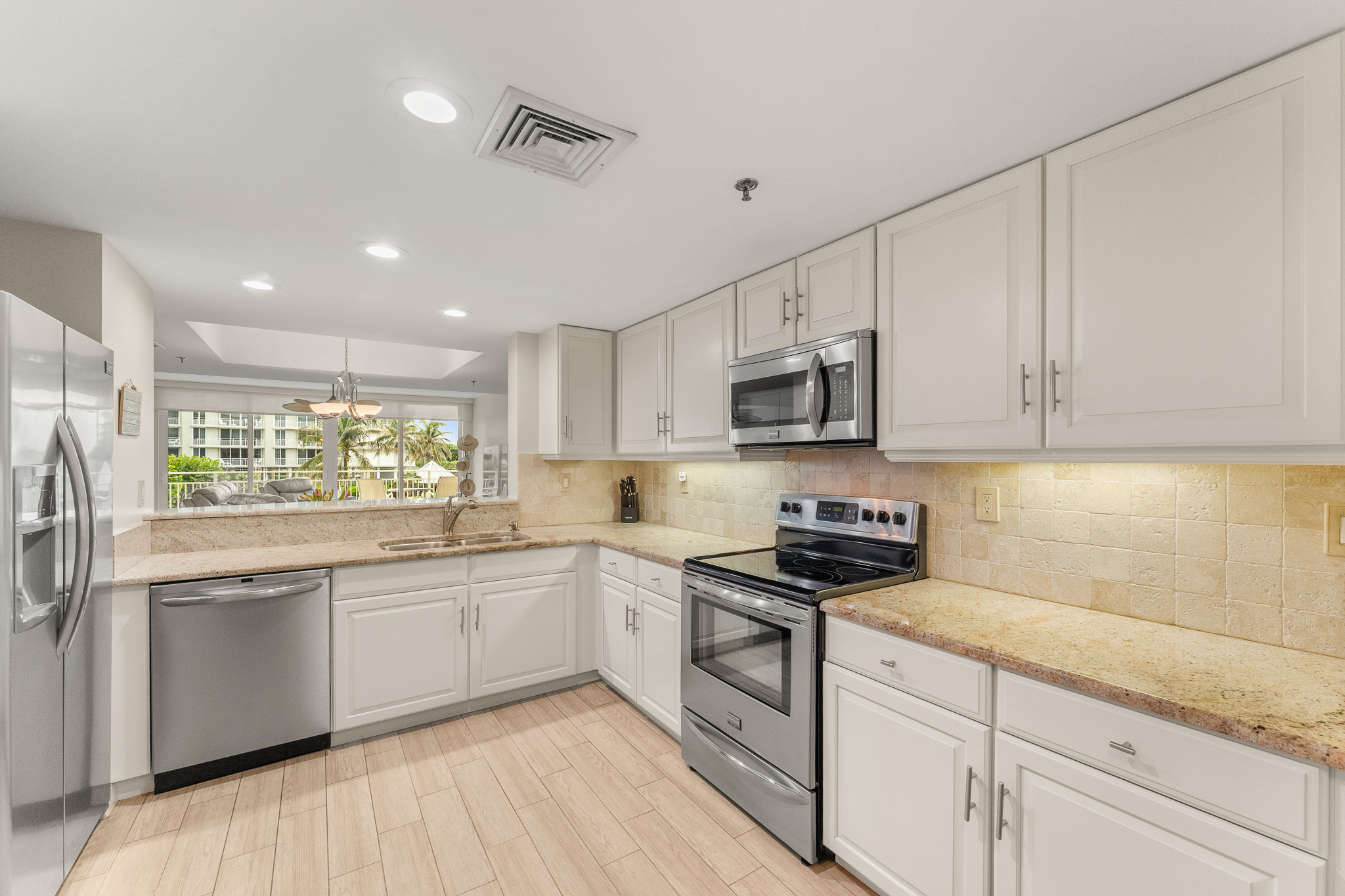  579 NE Plantation Road, Stuart, FL, 34996 - 物件實景