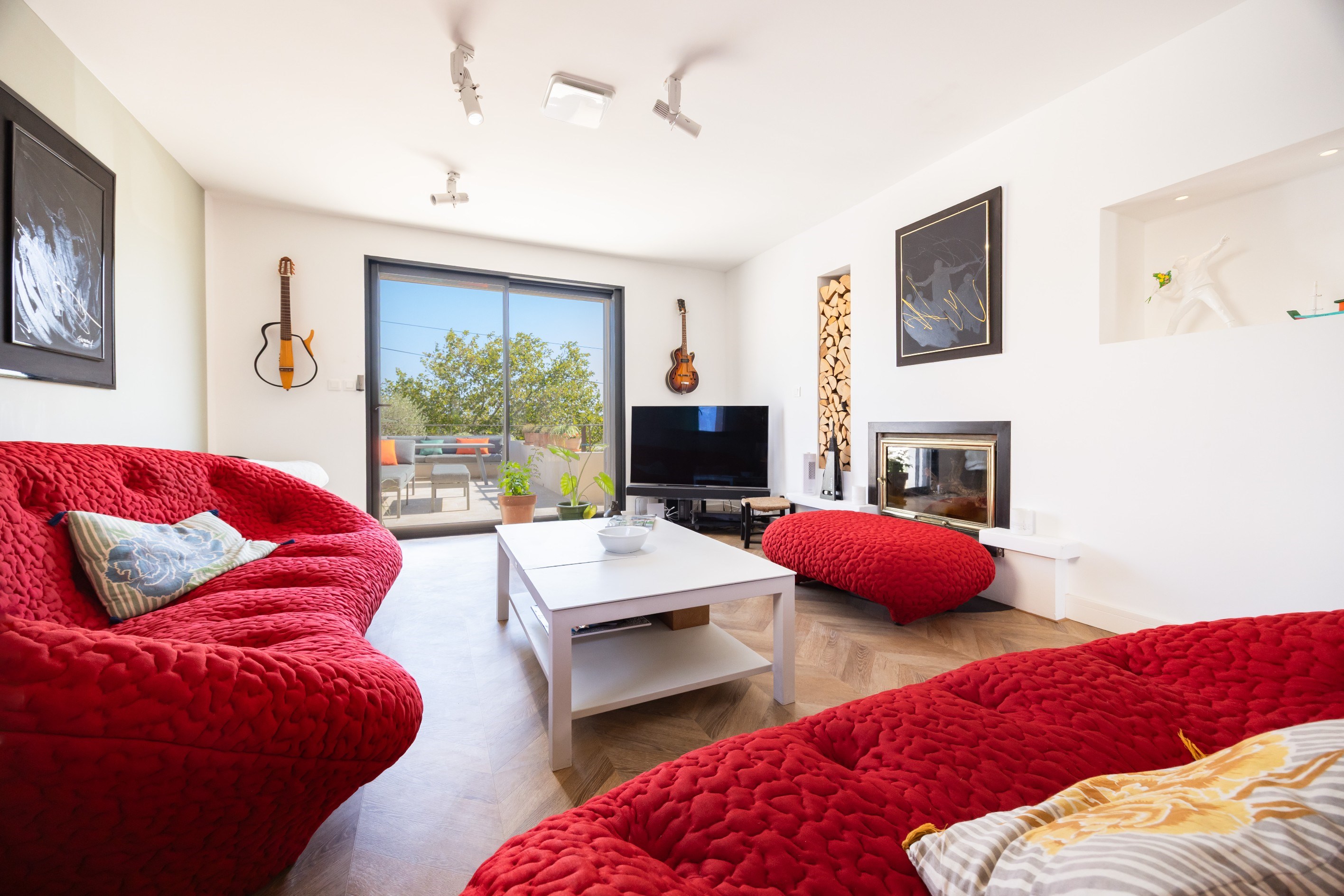  Rare home with lagoon views in the heart of the village of Peyriac-de-Mer. - 物件實景