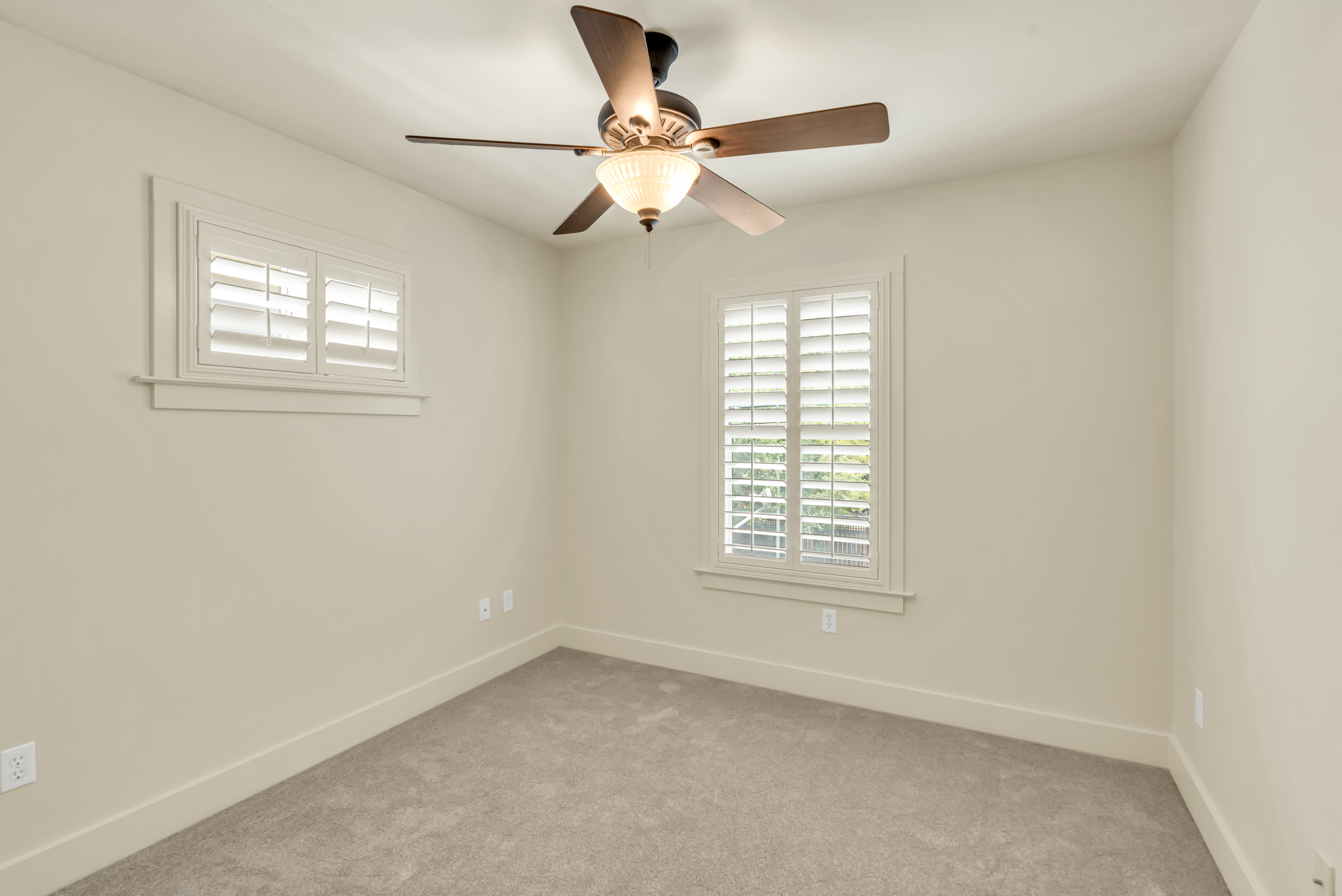  936 52nd Street, Sacramento, CA, 95819 - 物件實景