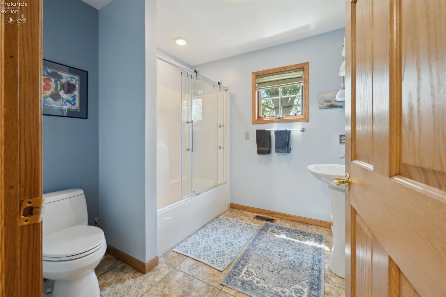 Put-In-Bay, Ohio, 43456, United States, 5 Bedrooms Bedrooms, ,3 BathroomsBathrooms,Residential,For Sale,1979918