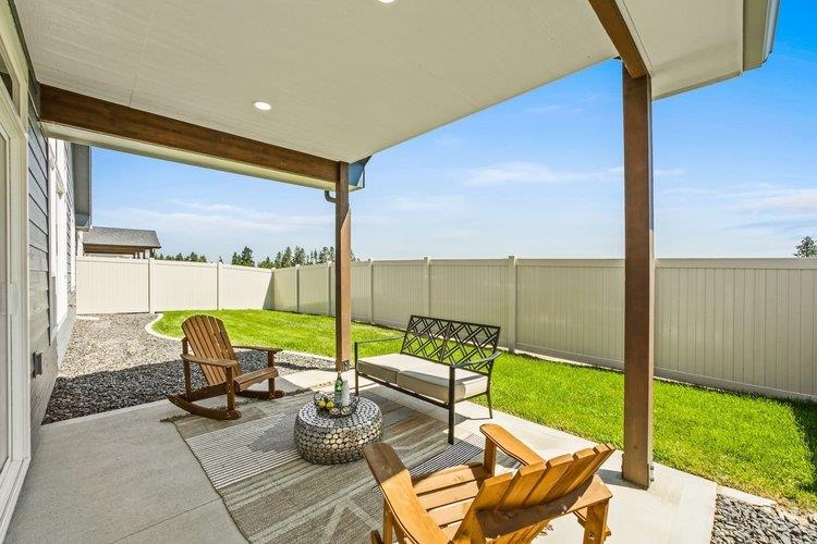 Colbert, Washington, 99005, United States, 4 Bedrooms Bedrooms, ,3 BathroomsBathrooms,Residential,For Sale,1777923