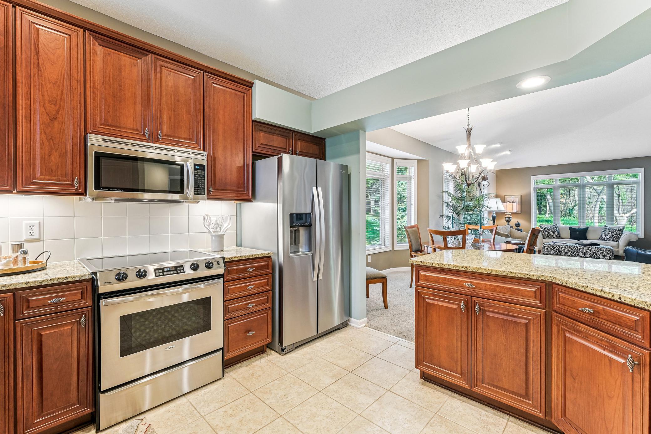 Plymouth, Minnesota, 55446, United States, 3 Bedrooms Bedrooms, ,2 BathroomsBathrooms,Residential,For Sale,1931417