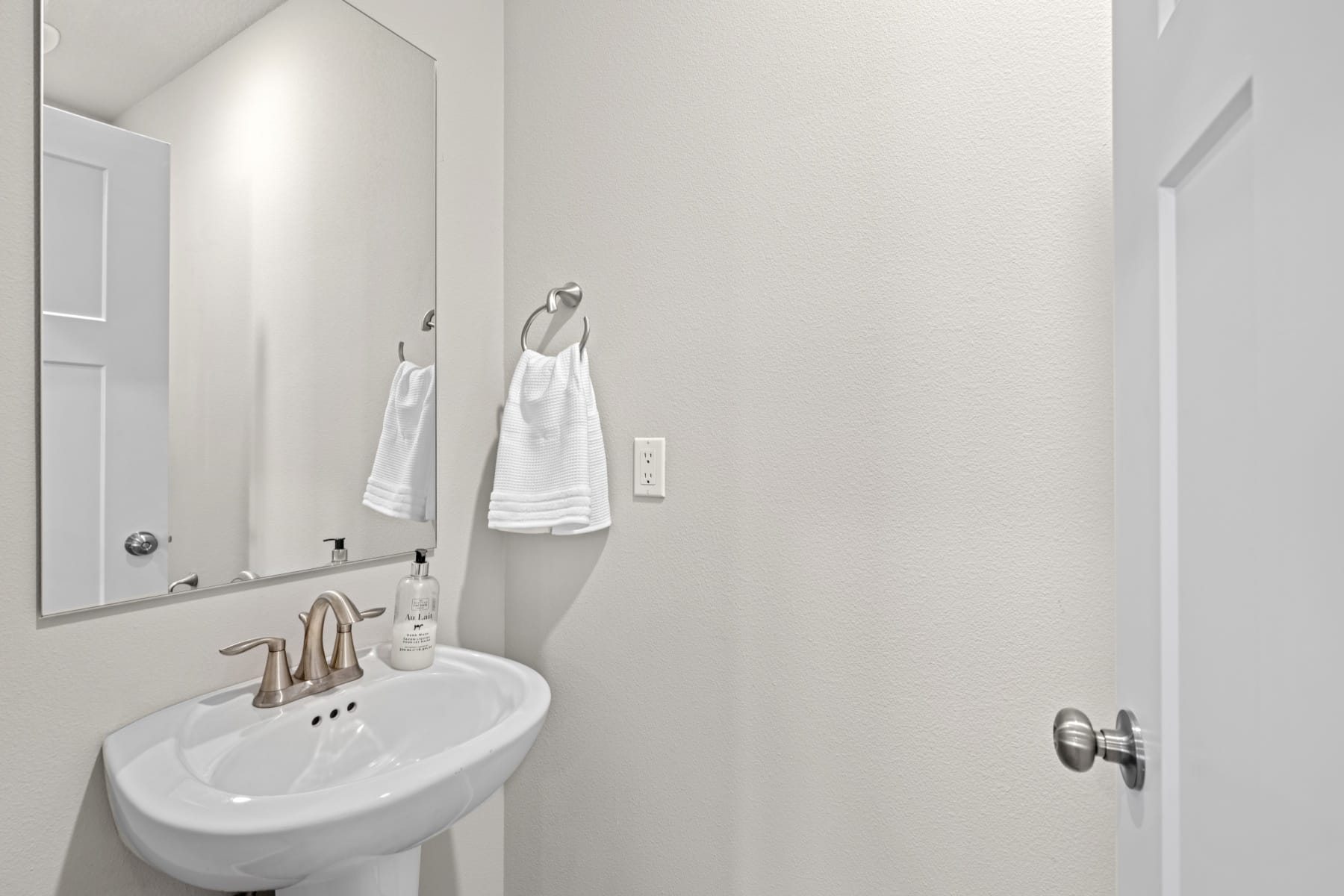  2006 NW WESSEX ST McMinnville, OR 97128 - 物件實景