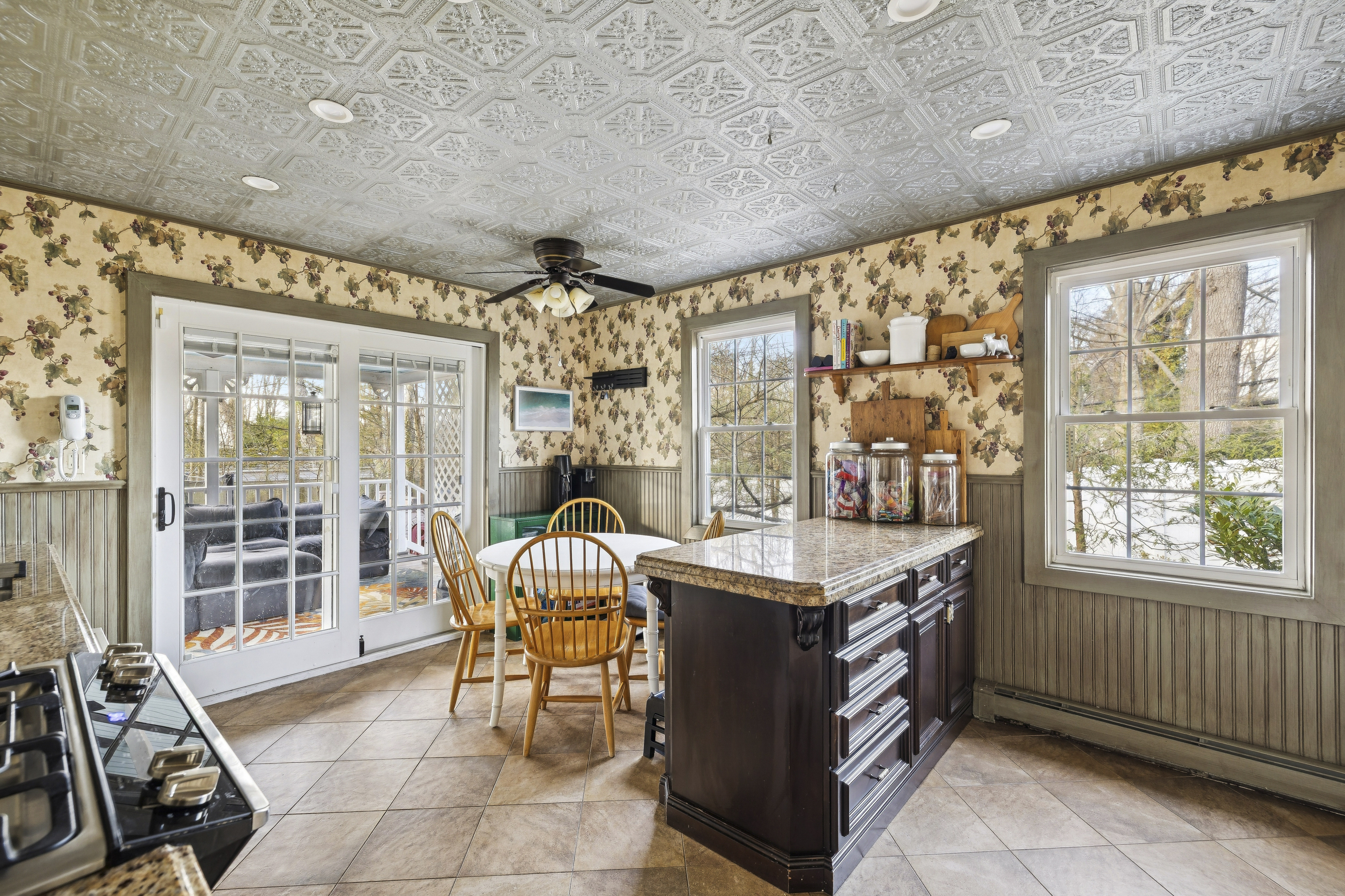  198 Pidgeon Hill Road, South Huntington, NY, 11746 - 物件實景