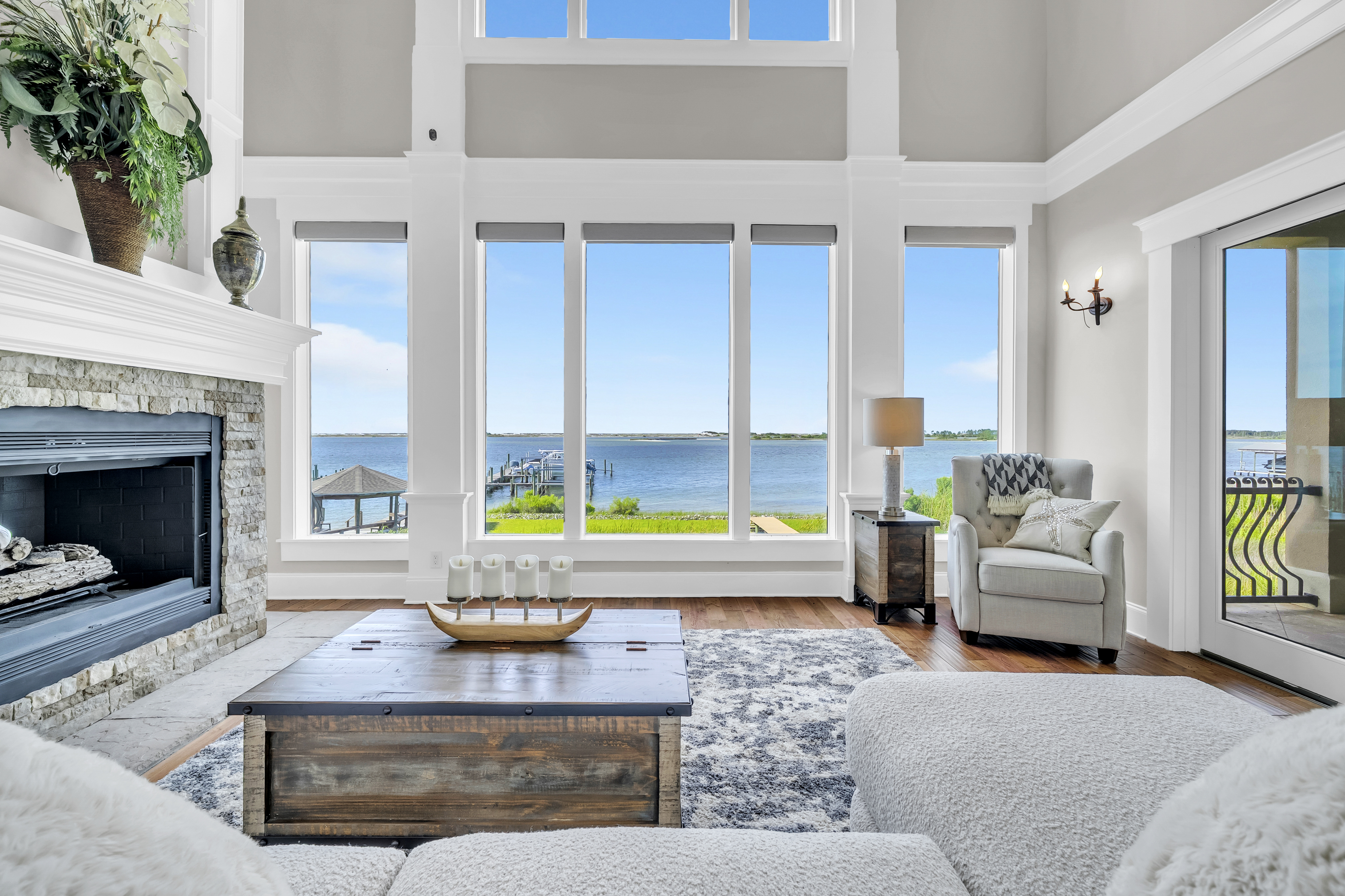 Extraordinary Sound and Gulf Views from a Refined Coastal Residence - 物件實景