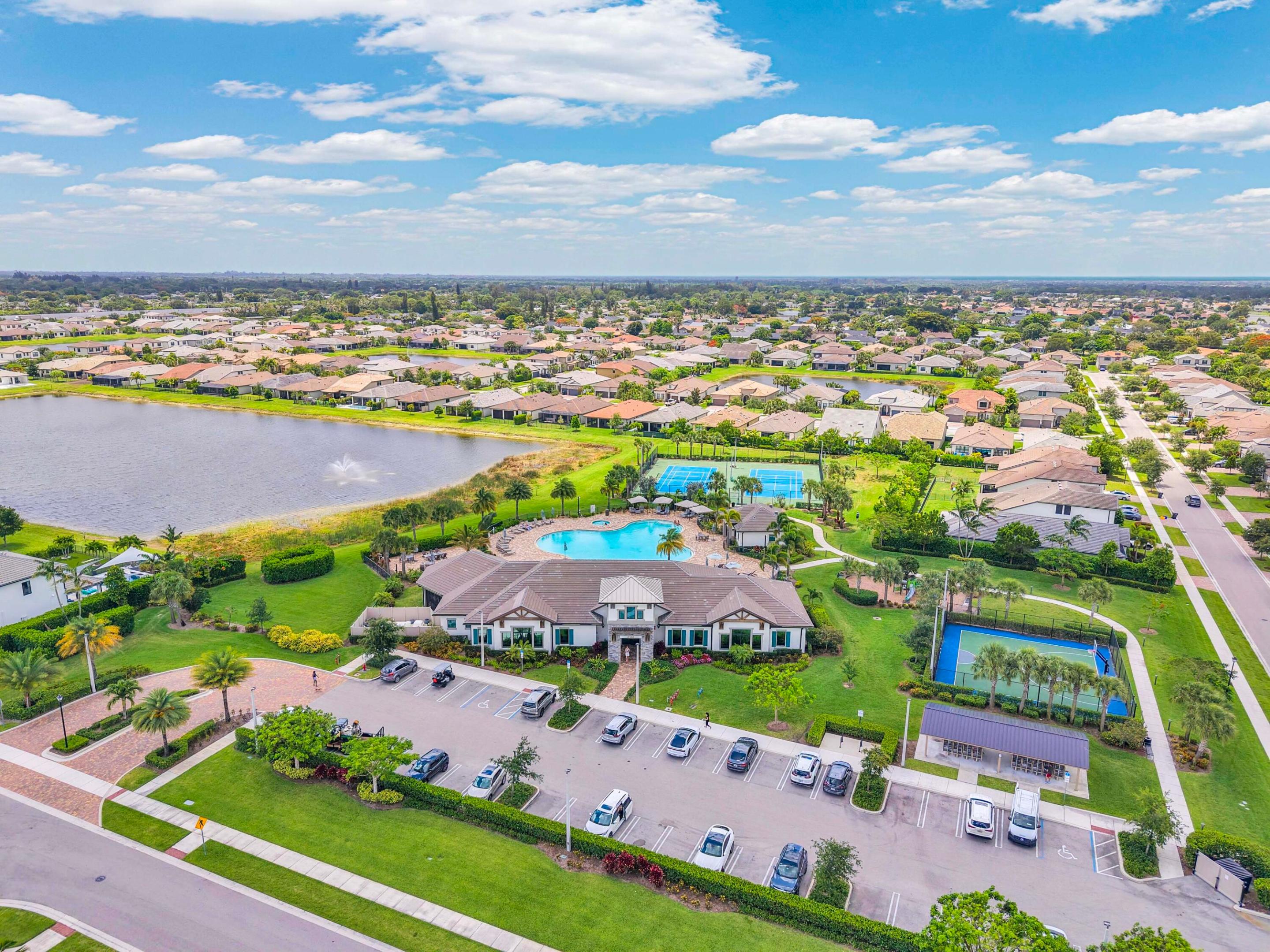 Lake Worth, Florida, 33467, United States, 5 Bedrooms Bedrooms, ,3 BathroomsBathrooms,Residential,For Sale,2048468