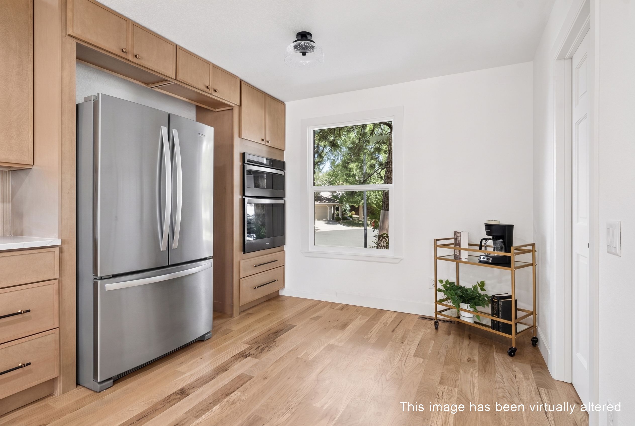  Nestled on a cul-de-sac in the sought-after Piney Creek neighborhood, - 物件實景
