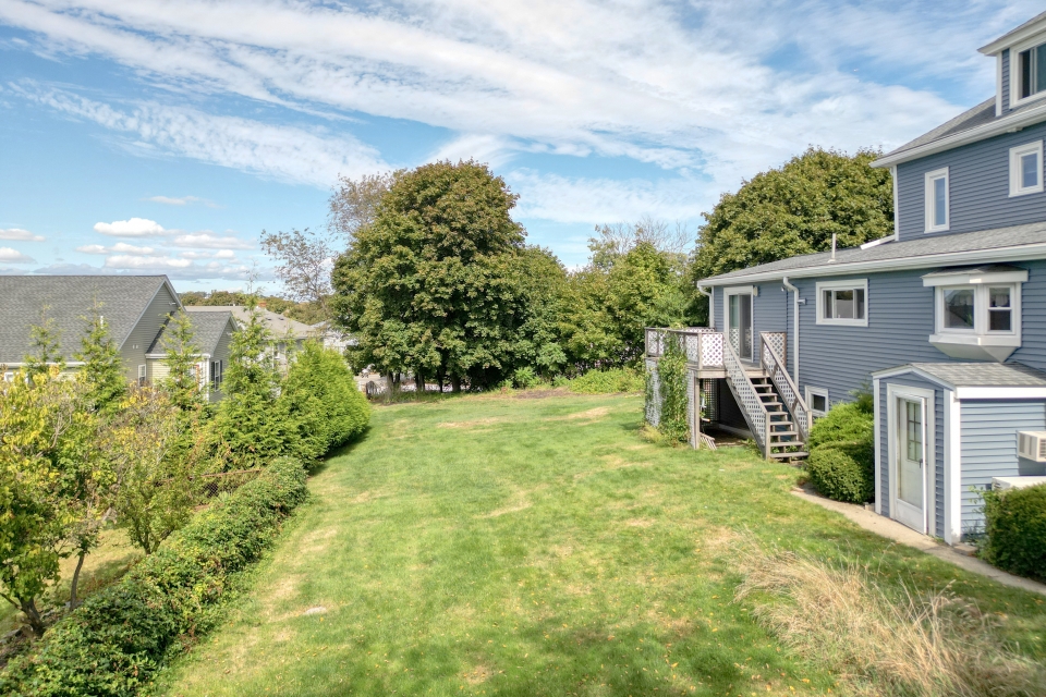 Hull, Massachusetts, 02045, United States, 6 Bedrooms Bedrooms, ,3 BathroomsBathrooms,Residential,For Sale,1978690