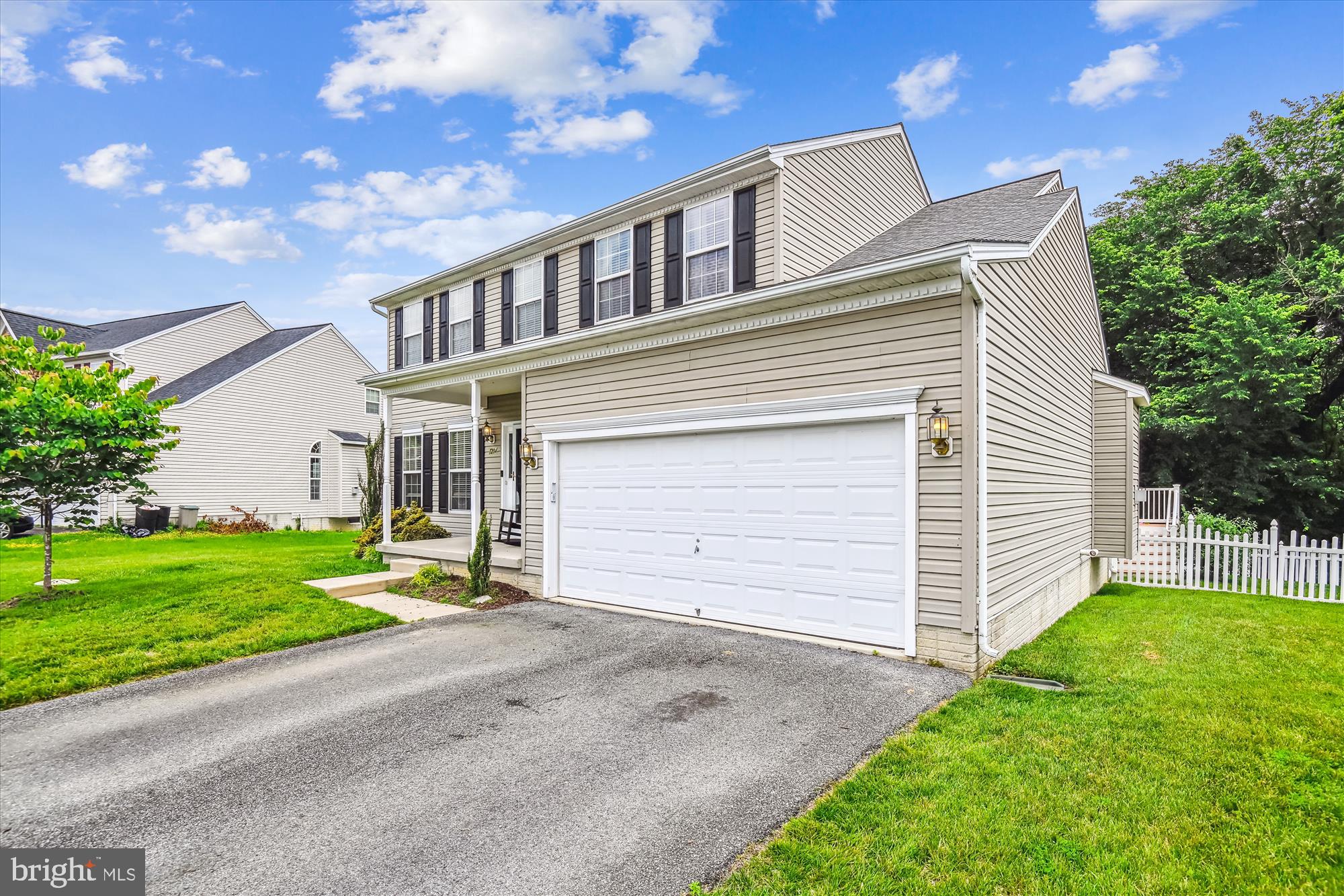 Baltimore, Maryland, 21221, United States, 3 Bedrooms Bedrooms, ,3 BathroomsBathrooms,Residential,For Sale,1881535