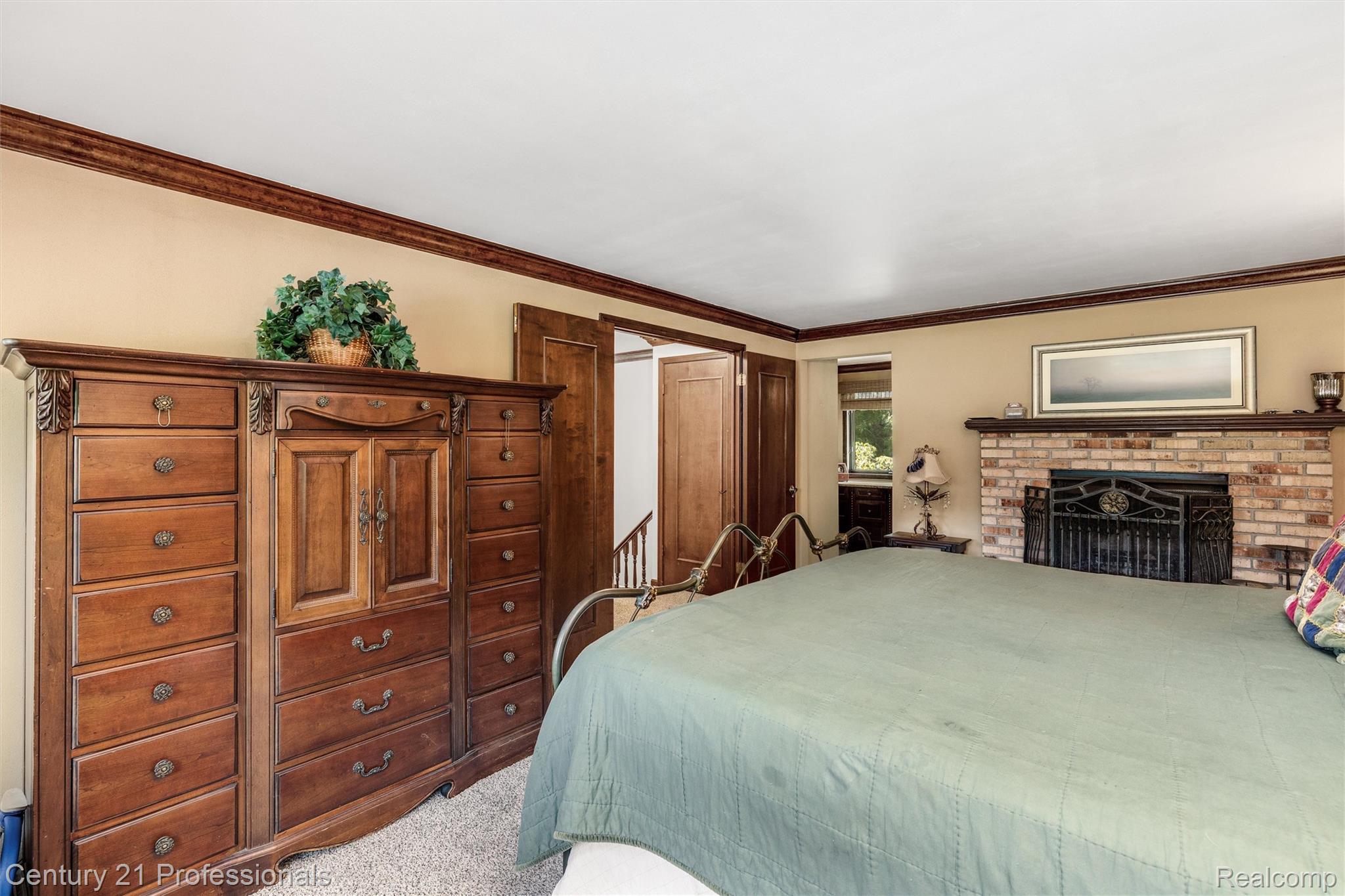 Holly, Michigan, 48442, United States, 4 Bedrooms Bedrooms, ,4 BathroomsBathrooms,Residential,For Sale,1943640