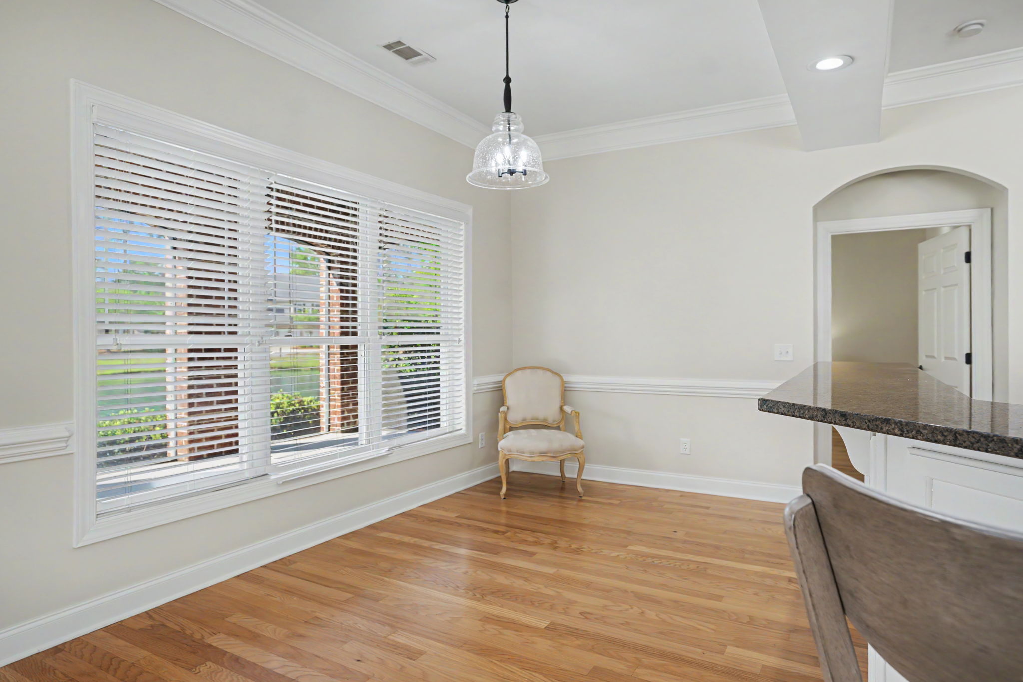  1201 River Oaks Drive, Richmond Hill - 物件實景