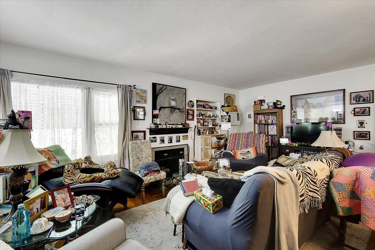Sacramento, California, 95822, United States, 3 Bedrooms Bedrooms, ,2 BathroomsBathrooms,Residential,For Sale,1912719