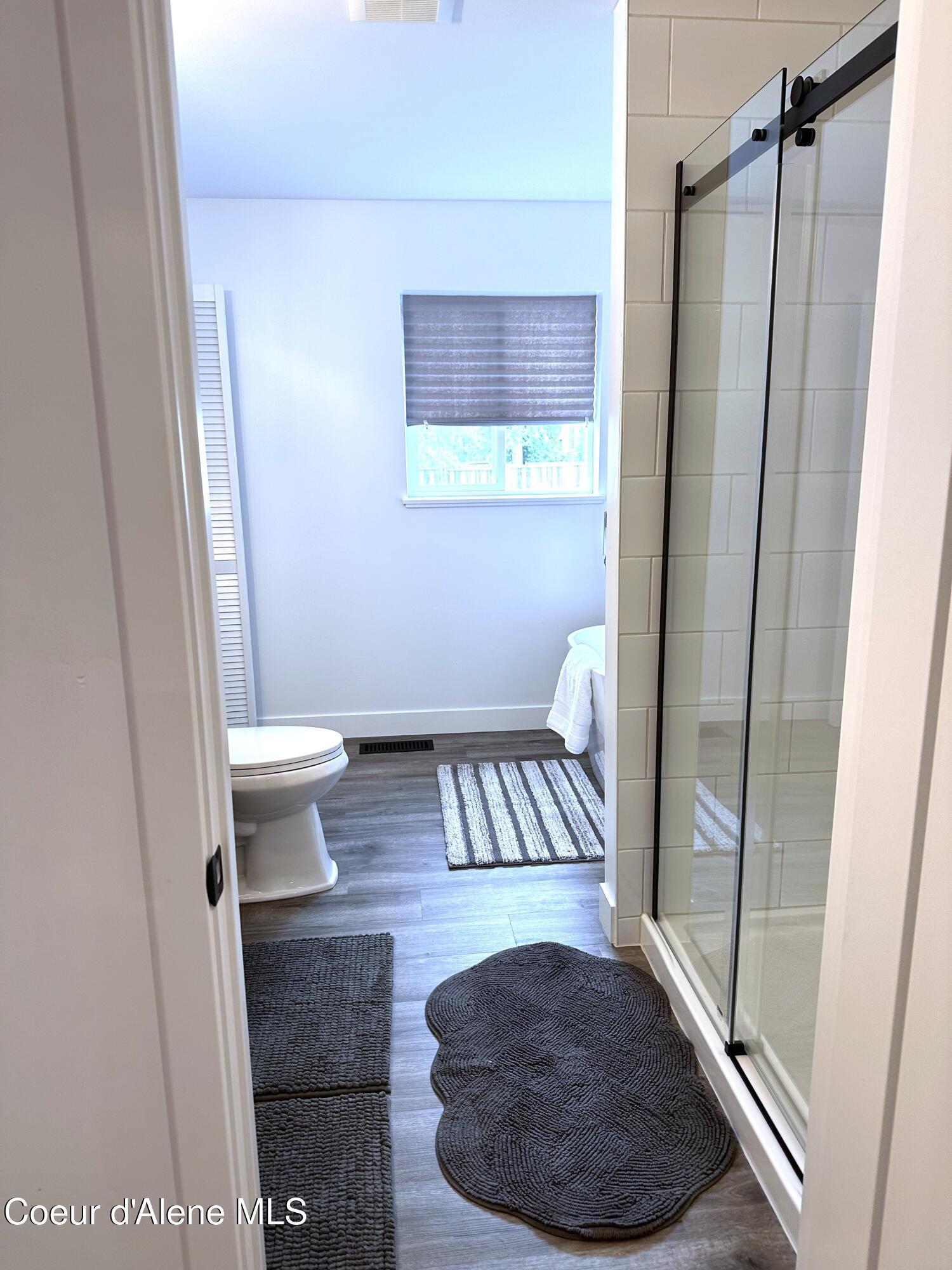 Coeur d'Alene, Idaho, 83814, United States, 4 Bedrooms Bedrooms, ,3 BathroomsBathrooms,Residential,For Sale,2000099