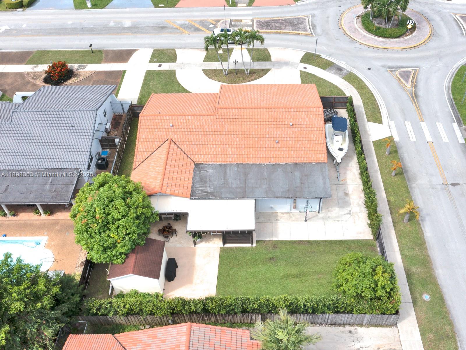 Miami, Florida, 33175, United States, 4 Bedrooms Bedrooms, ,2 BathroomsBathrooms,Residential,For Sale,1979447