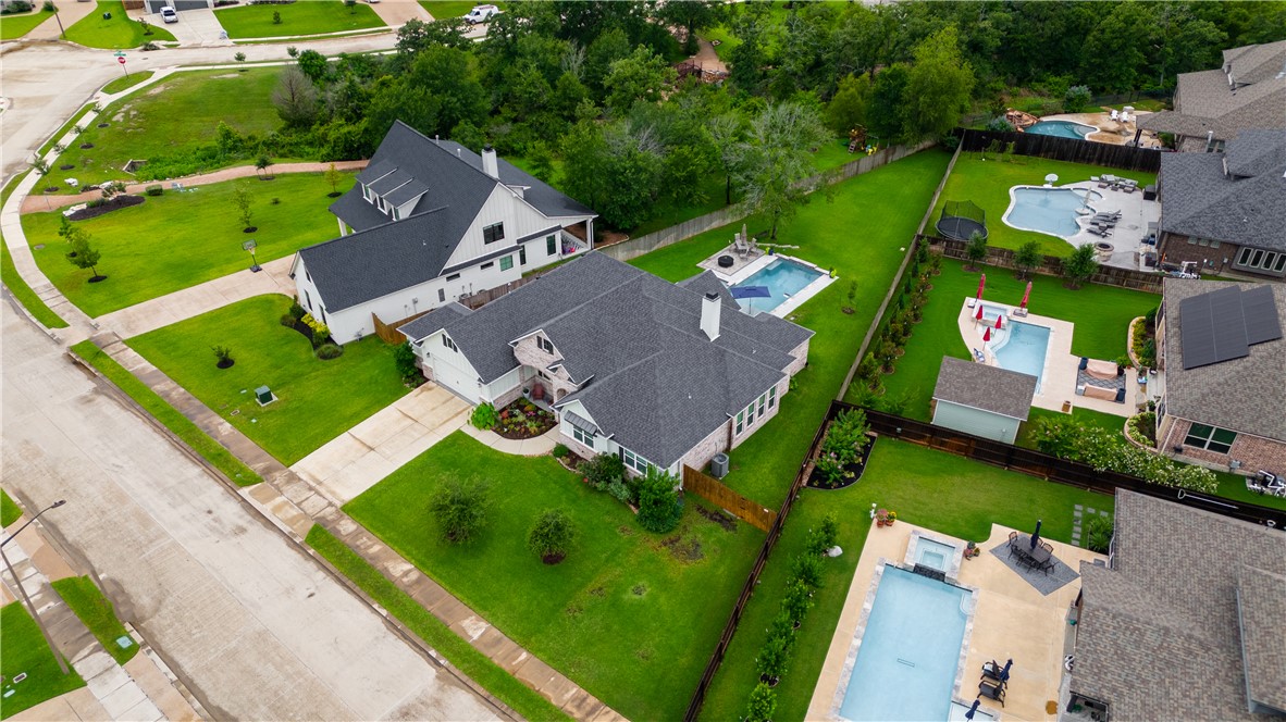 College Station, Texas, 77845, United States, 4 Bedrooms Bedrooms, ,4 BathroomsBathrooms,Residential,For Sale,1862401