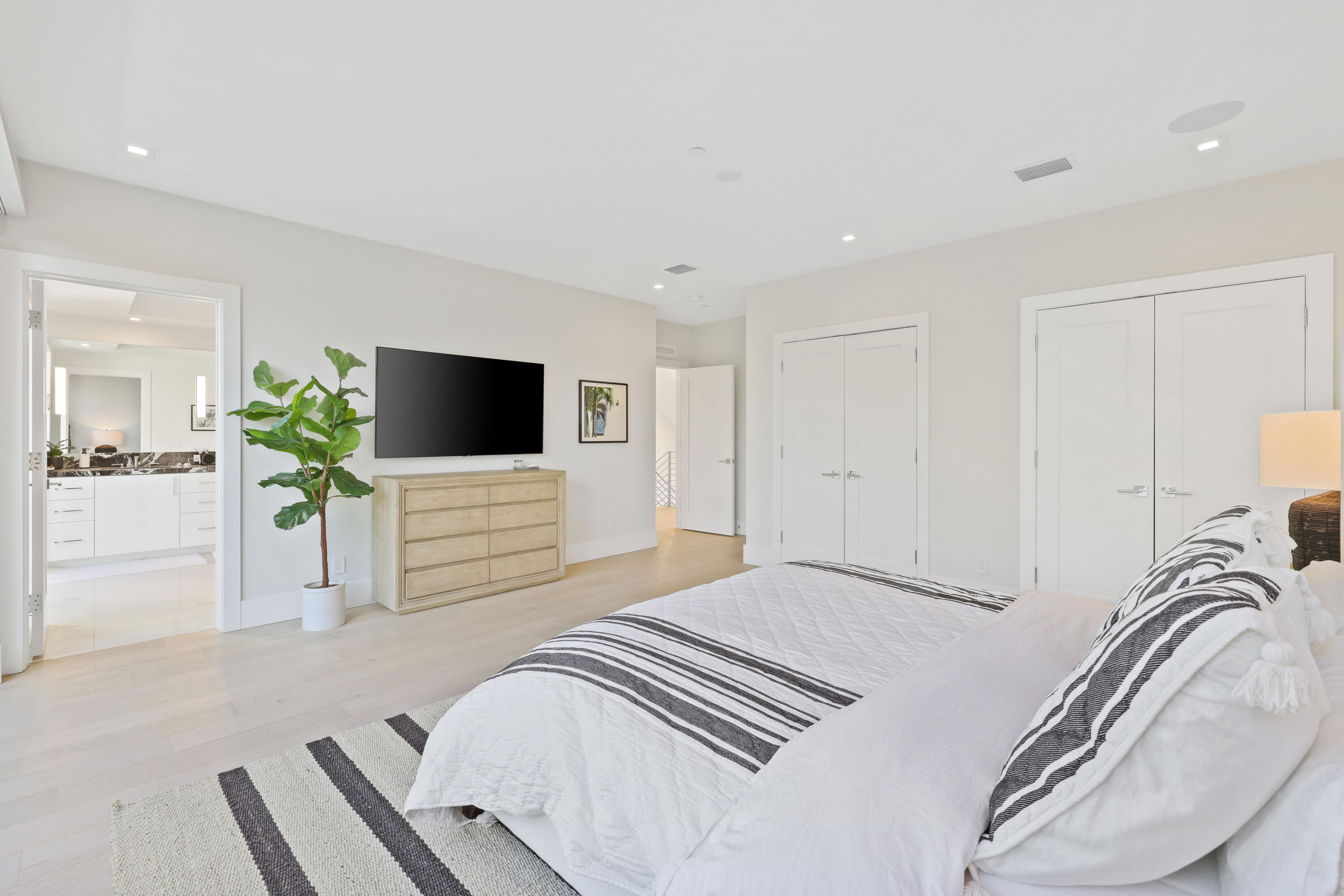 Delray Beach, Florida, 33483, United States, 3 Bedrooms Bedrooms, ,4 BathroomsBathrooms,Residential,For Sale,1940237