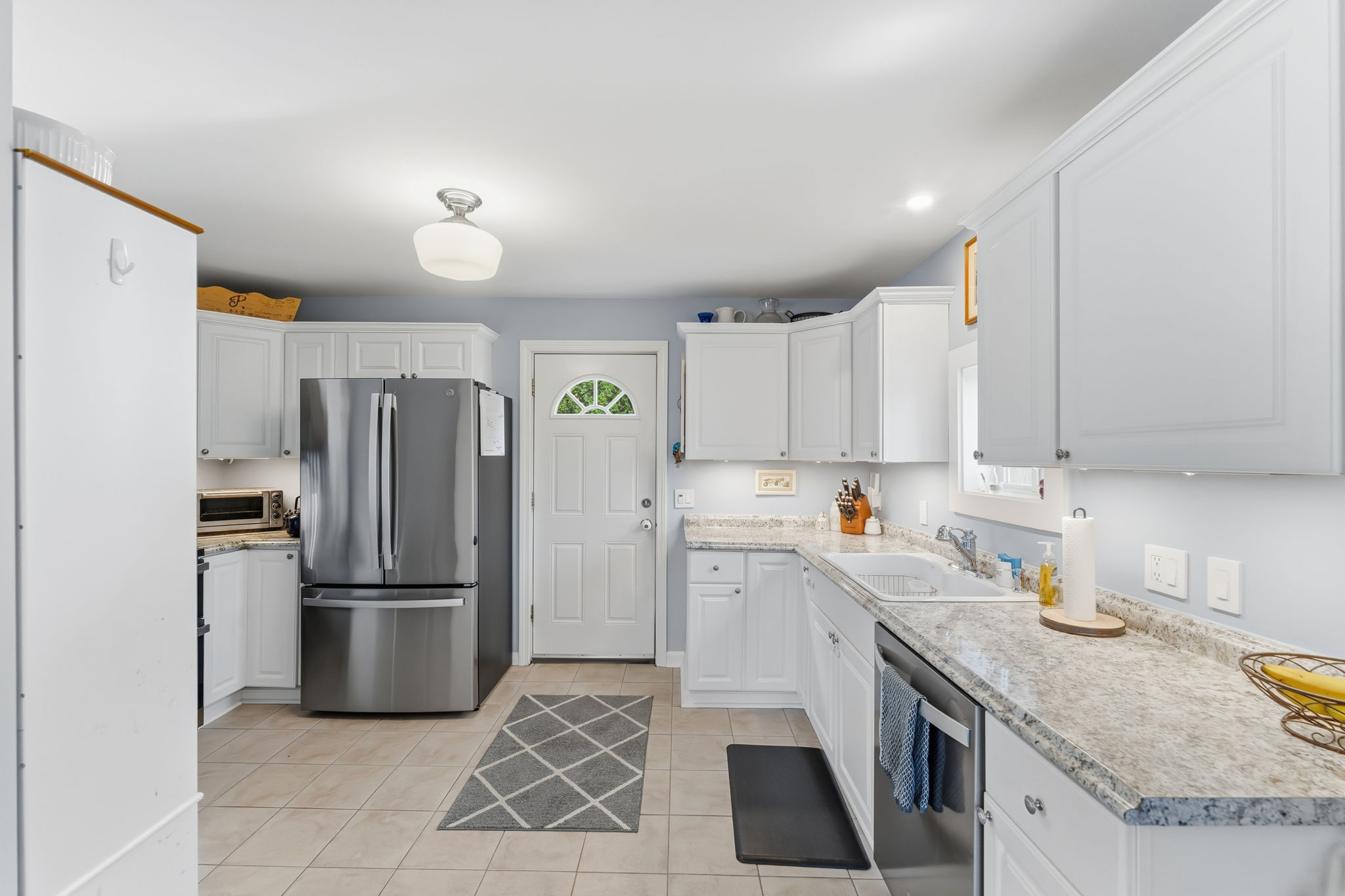 South Kingstown, Rhode Island, 02879, United States, 2 Bedrooms Bedrooms, ,2 BathroomsBathrooms,Residential,For Sale,1994423