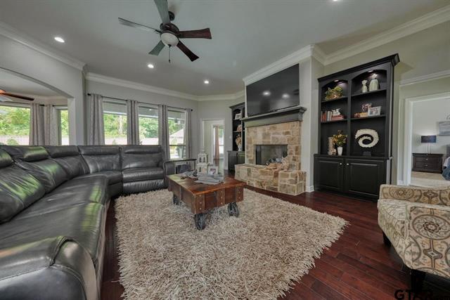 Tyler, Texas, 75706, United States, 4 Bedrooms Bedrooms, ,3 BathroomsBathrooms,Residential,For Sale,1976690