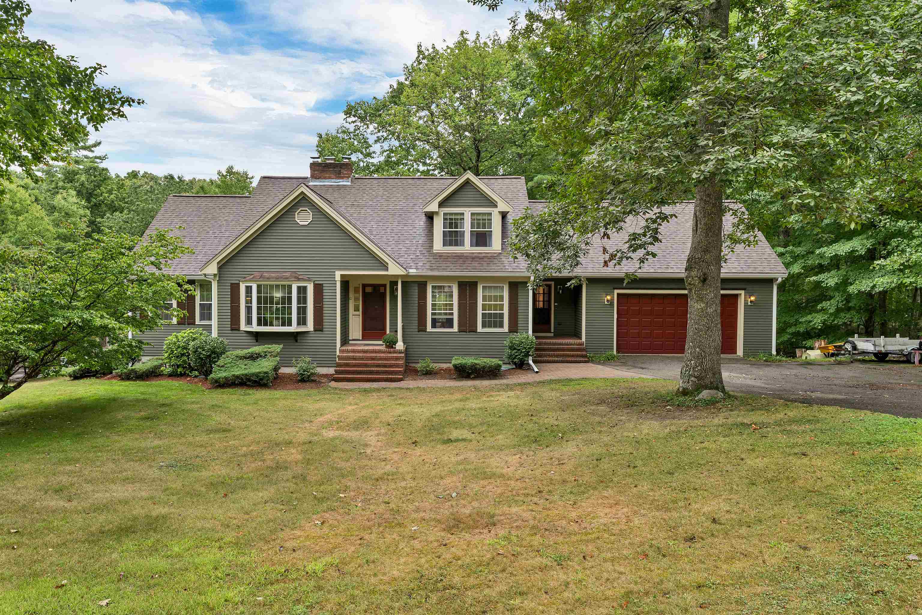 Salem, New Hampshire, 03079, United States, 4 Bedrooms Bedrooms, ,3 BathroomsBathrooms,Residential,For Sale,1924939