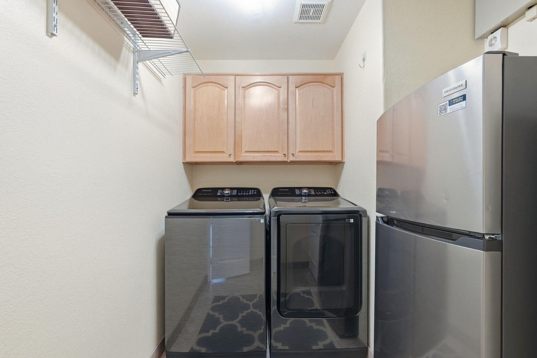  718 E Mountain Sage Drive ¦Phoenix, AZ - 物件實景
