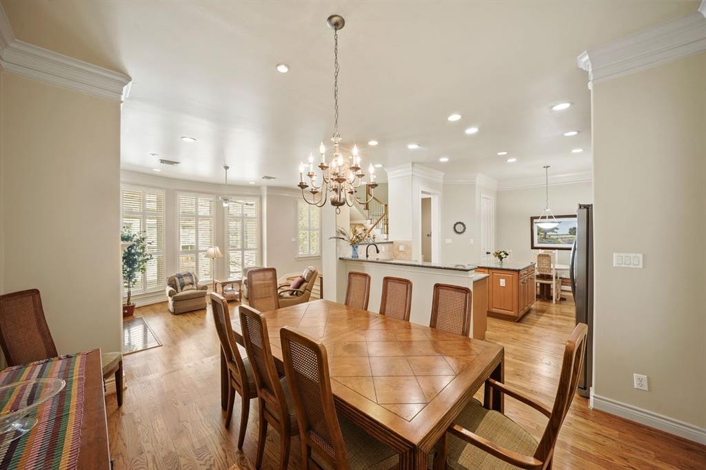Houston, Texas, 77025, United States, 3 Bedrooms Bedrooms, ,4 BathroomsBathrooms,Residential,For Sale,1874785