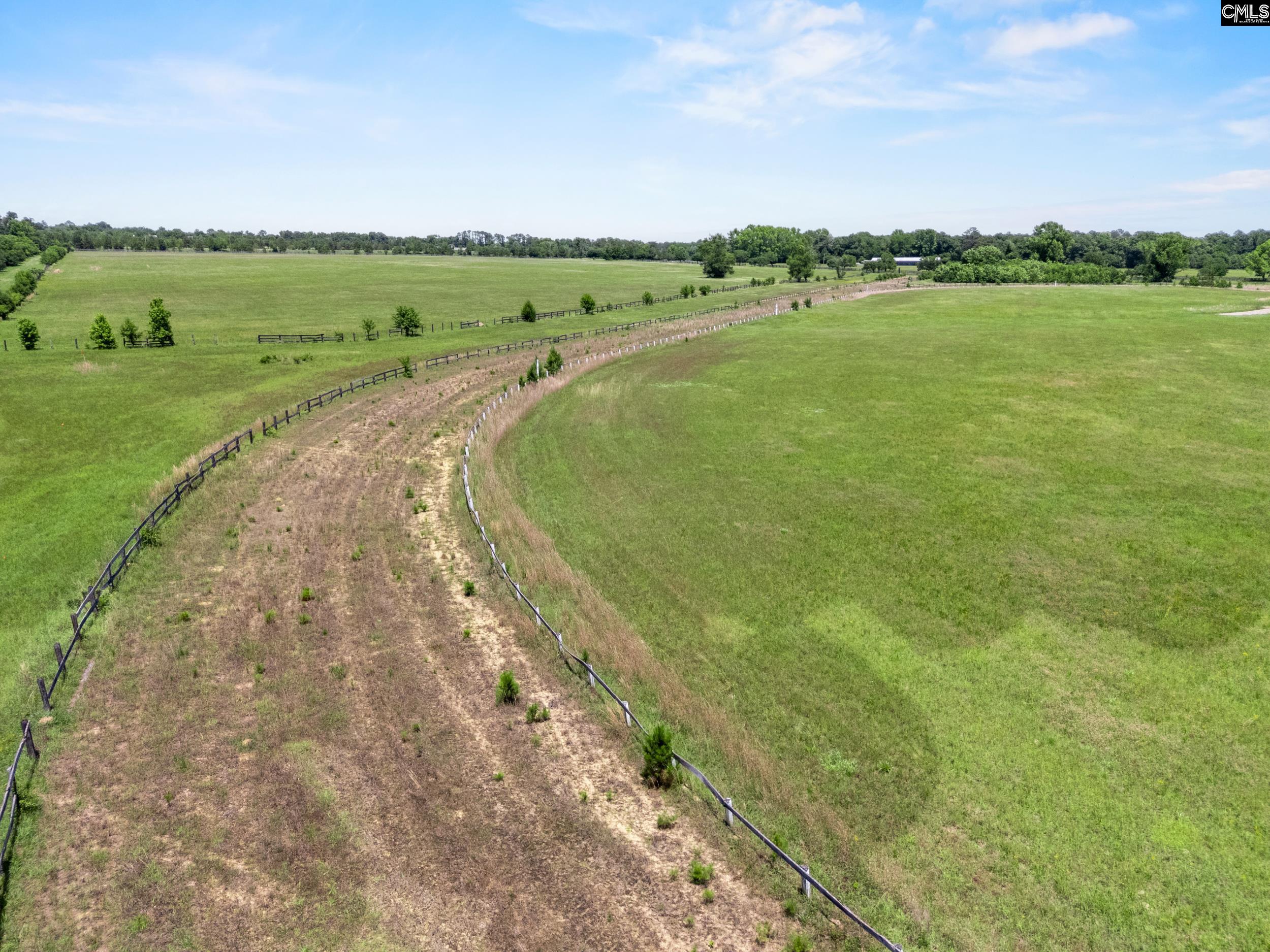  361 Sweet Street  Rembert, SC - 物件實景