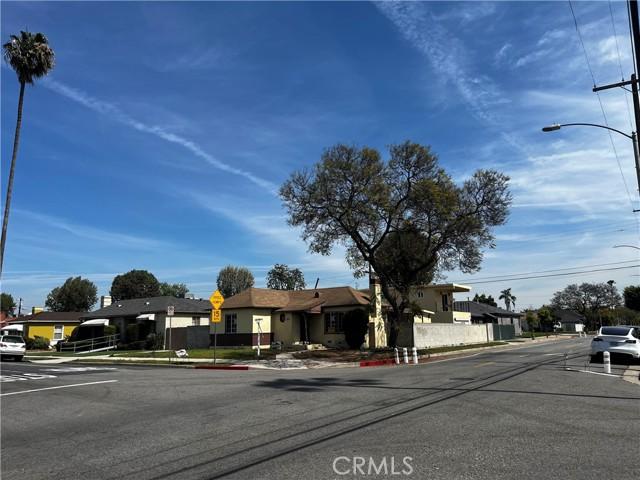 LA, California, 90008, United States, 5 Bedrooms Bedrooms, ,4 BathroomsBathrooms,Residential,For Sale,2023557