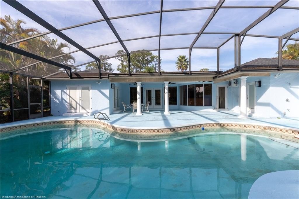 Sebring, Florida, 33872, United States, 3 Bedrooms Bedrooms, ,4 BathroomsBathrooms,Residential,For Sale,2006255