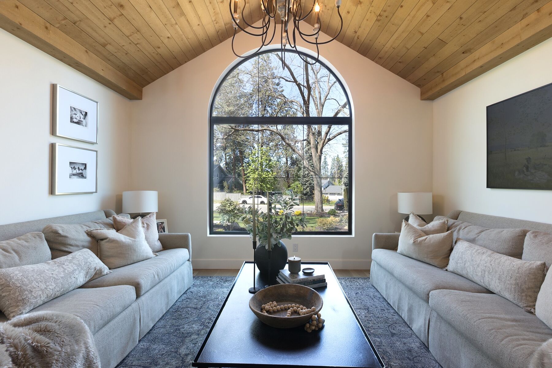  Stunning Home in East Kelowna - 物件實景