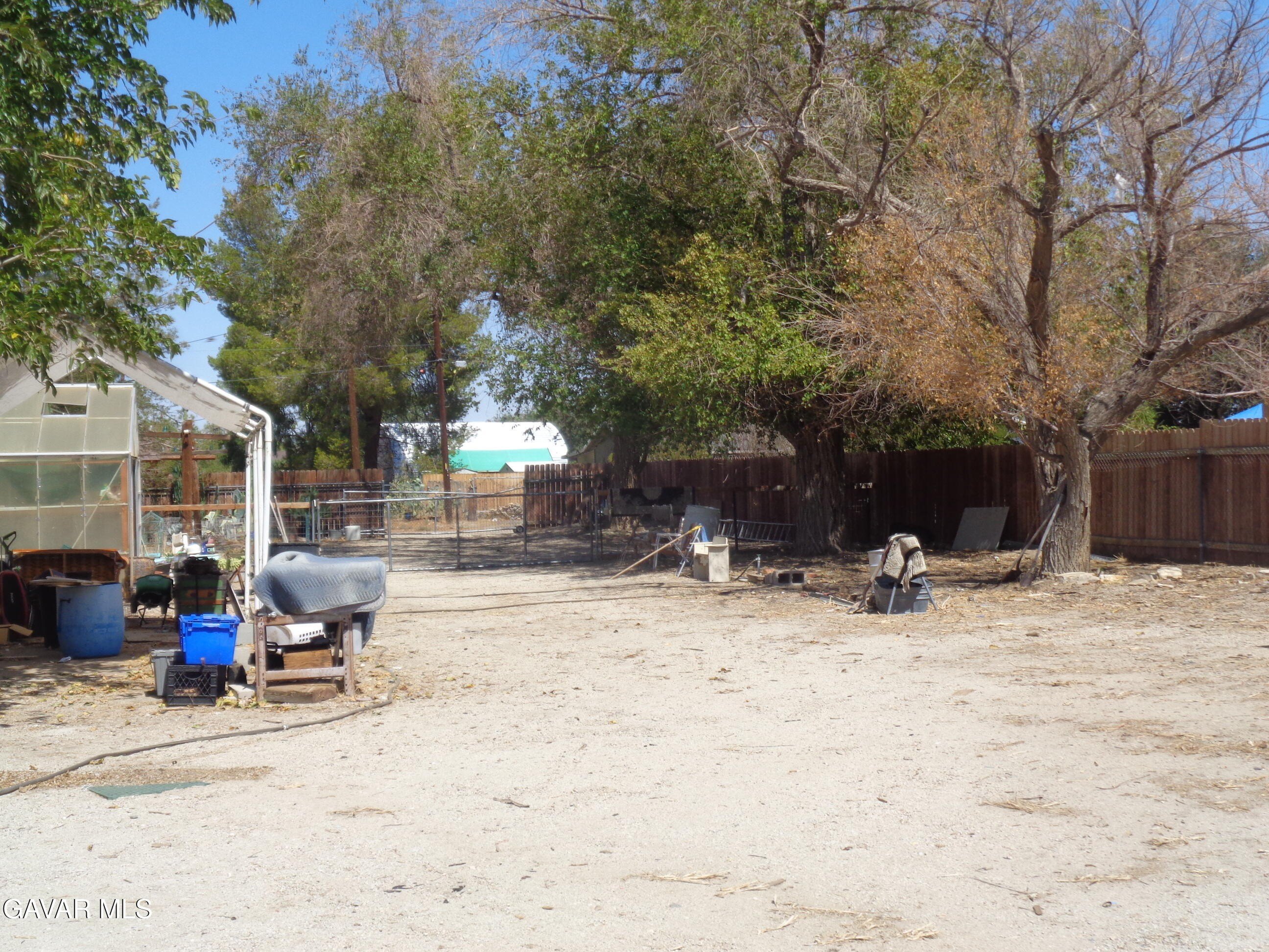 Littlerock, California, 93543, United States, 5 Bedrooms Bedrooms, ,1 BathroomBathrooms,Residential,For Sale,1975101