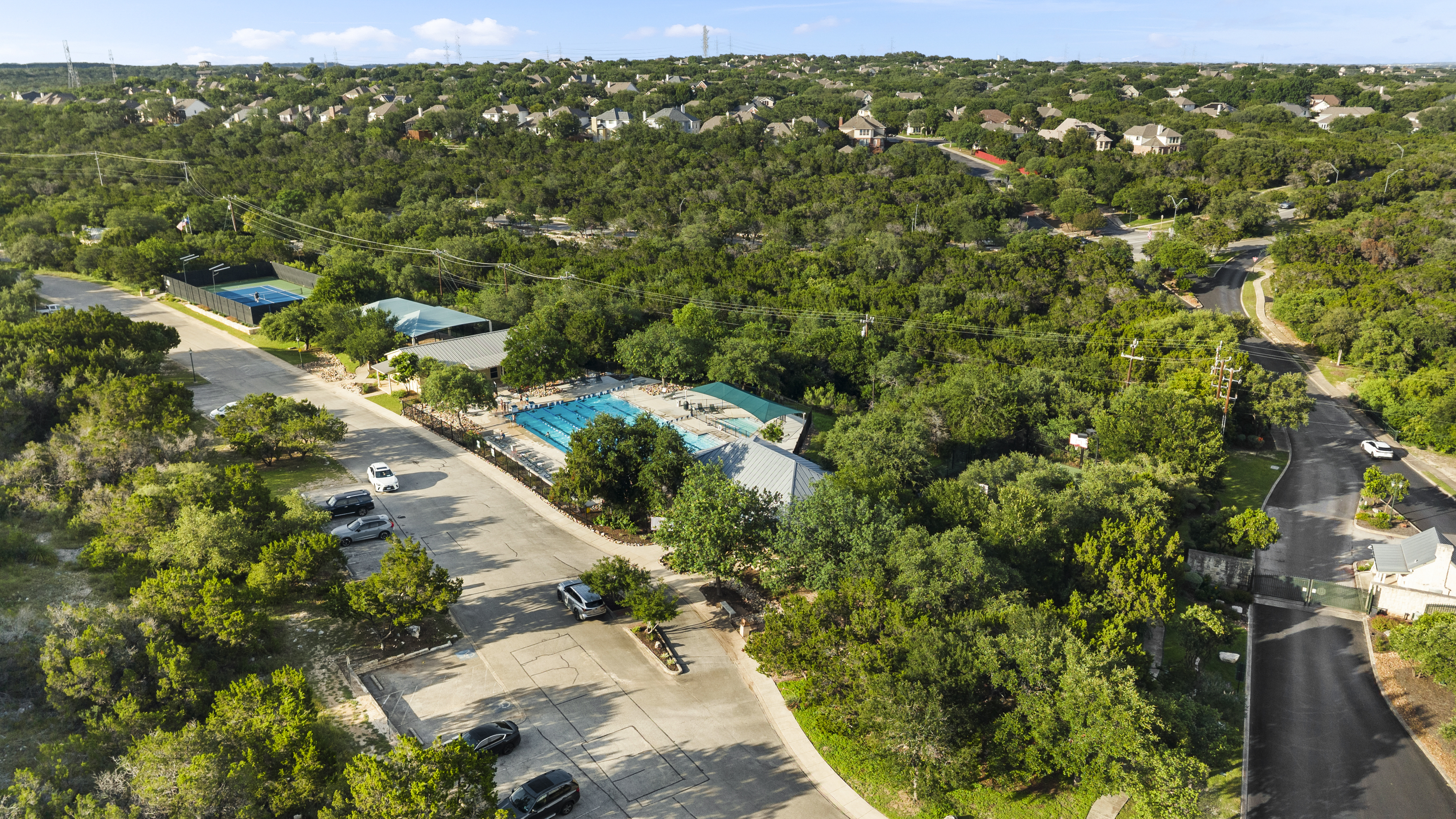  Remodeled Estate Living in Rogers Ranch - 物件實景