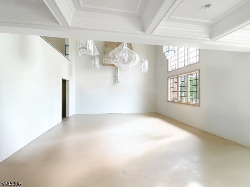 Livingston Twp., New Jersey, 07039, United States, 6 Bedrooms Bedrooms, ,8 BathroomsBathrooms,Residential,For Sale,1876538