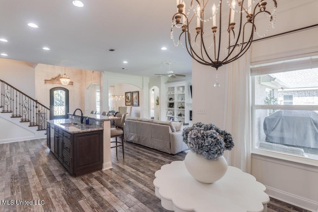 Biloxi, Mississippi, 39531, United States, 4 Bedrooms Bedrooms, ,3 BathroomsBathrooms,Residential,For Sale,1974223