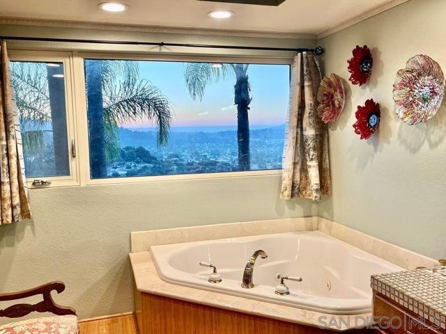 El Cajon, California, 92020, United States, 5 Bedrooms Bedrooms, ,4 BathroomsBathrooms,Residential,For Sale,1983564