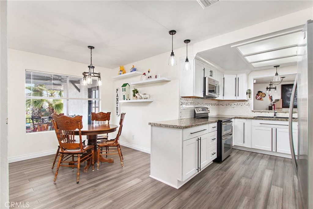 Canyon Lake, California, 92587, United States, 3 Bedrooms Bedrooms, ,2 BathroomsBathrooms,Residential,For Sale,1980703