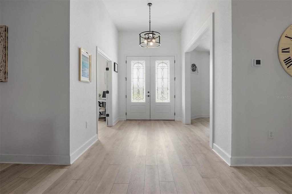 Winter Haven, Florida, 33881, United States, 4 Bedrooms Bedrooms, ,3 BathroomsBathrooms,Residential,For Sale,1957655