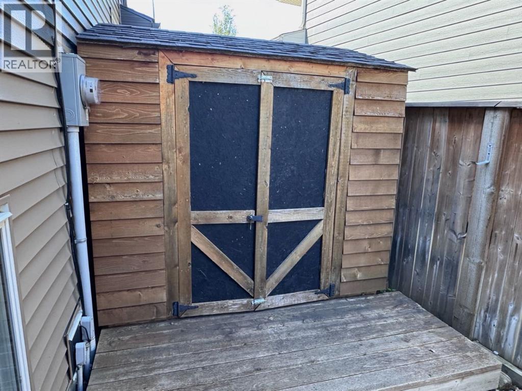 OKOTOKS, Alberta, T1S 0K1, CA, 4 Bedrooms Bedrooms, ,3 BathroomsBathrooms,Residential,For Sale,1950972